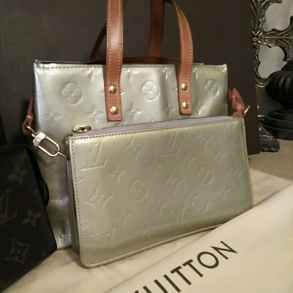 SOLD Louis Vuitton Vernis Reade PM